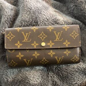 Authentic vtg Louis Vuitton wallet brown monogram